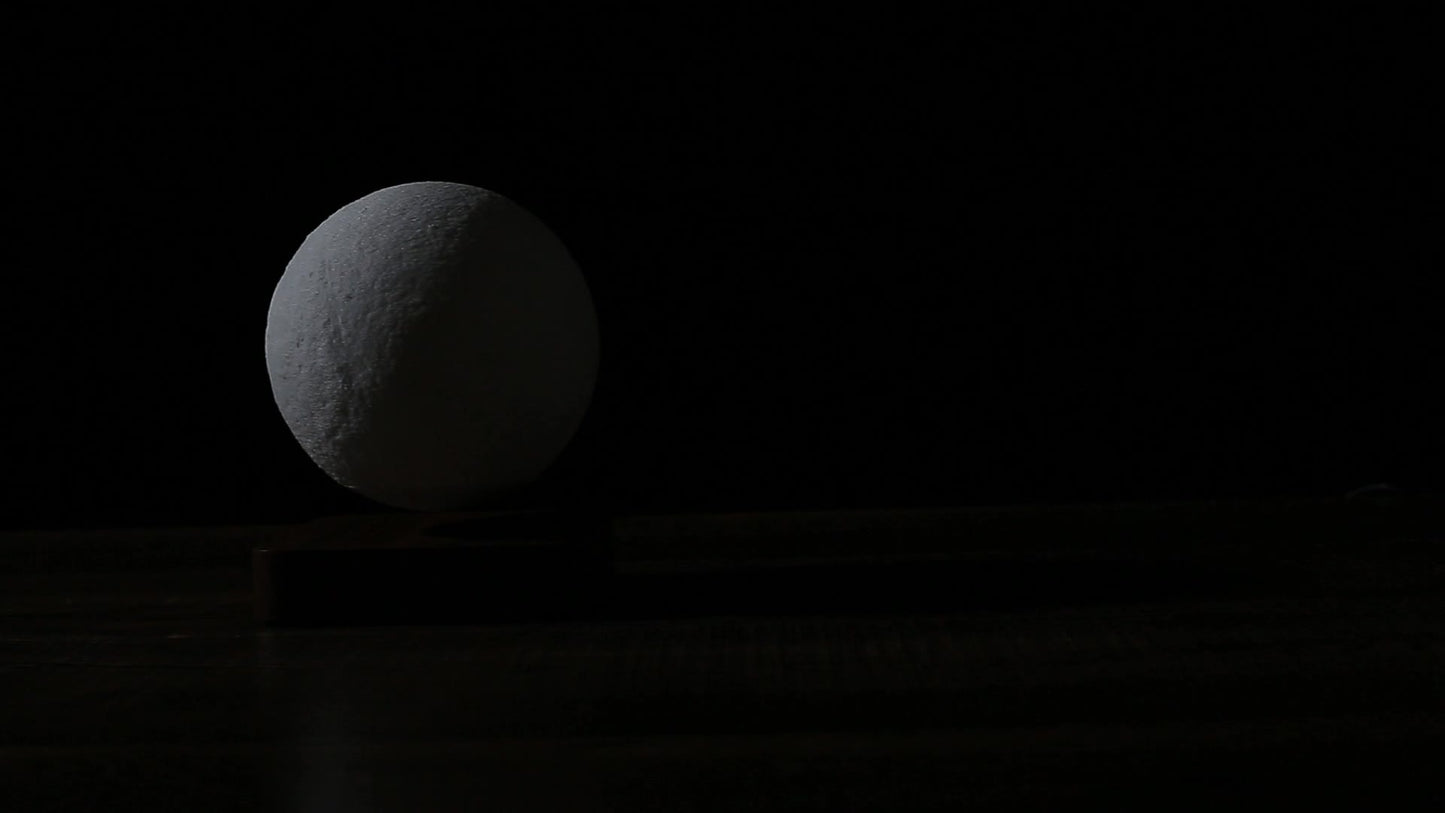 Blossom And Radiate Moon Lamp Magnetic Levitating Light