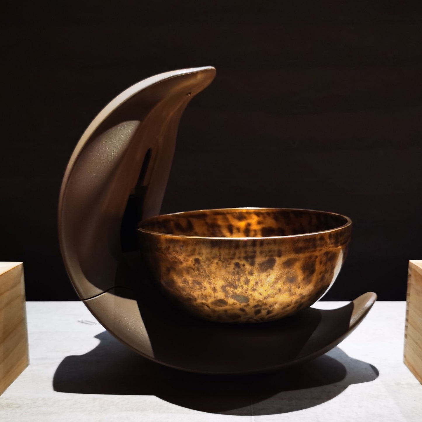 Blossom And Radiate Automatic Singing Bowl Nepal Meditation