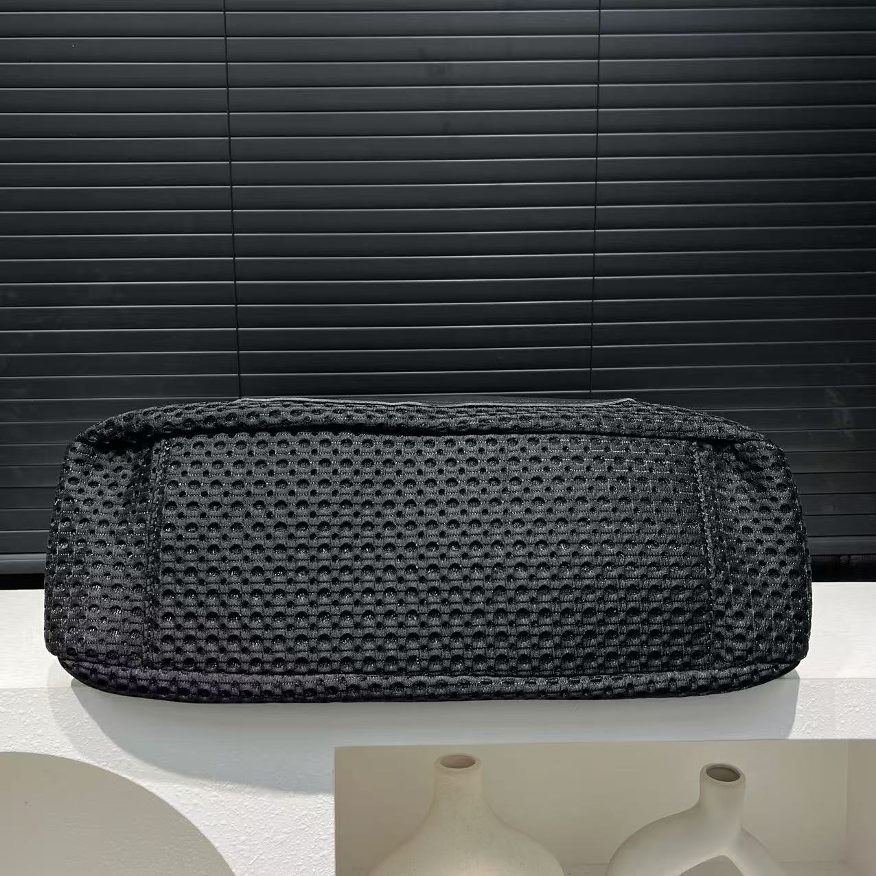 Durable Nylon Tote Bag With Detachable Strap And Zipper