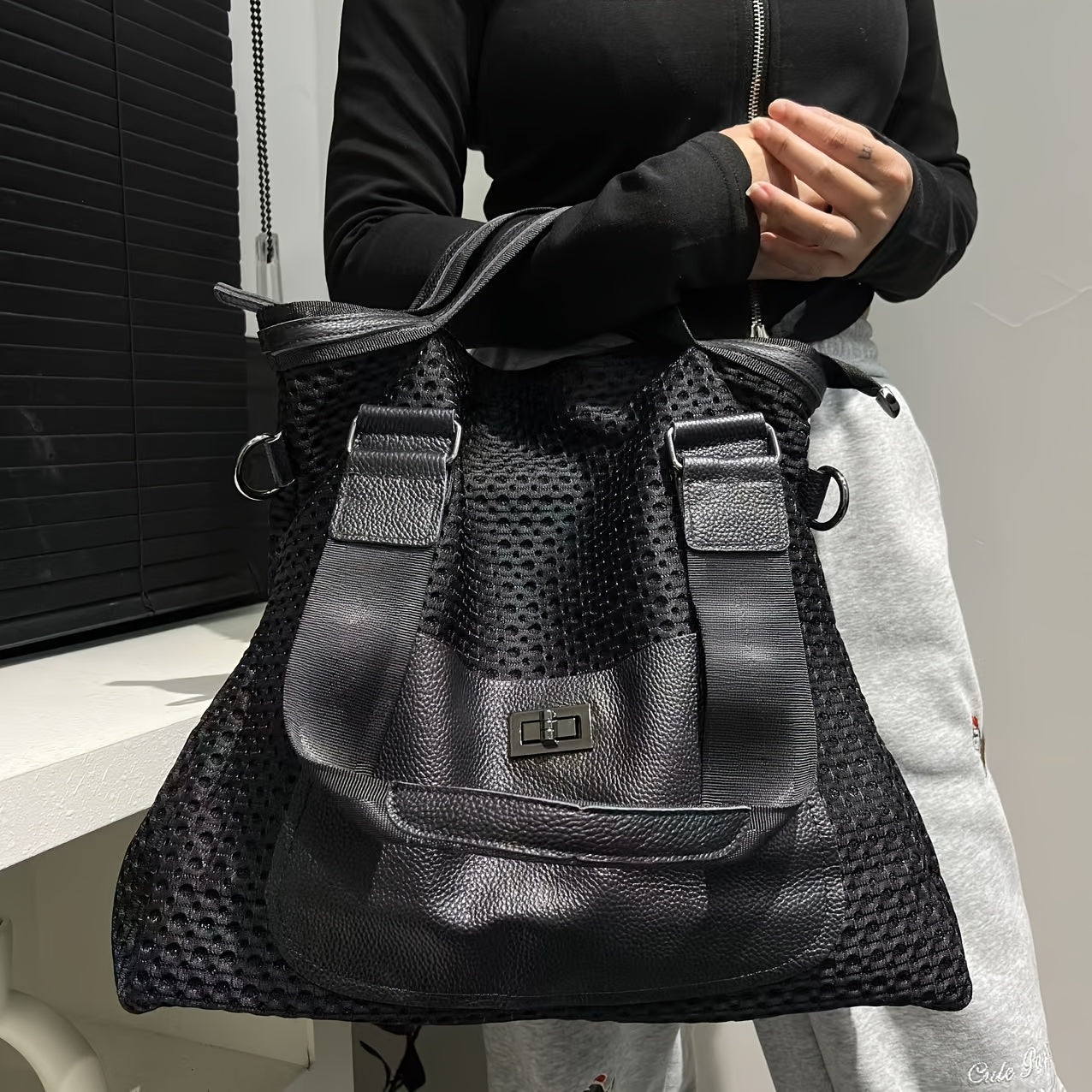 Durable Nylon Tote Bag With Detachable Strap And Zipper