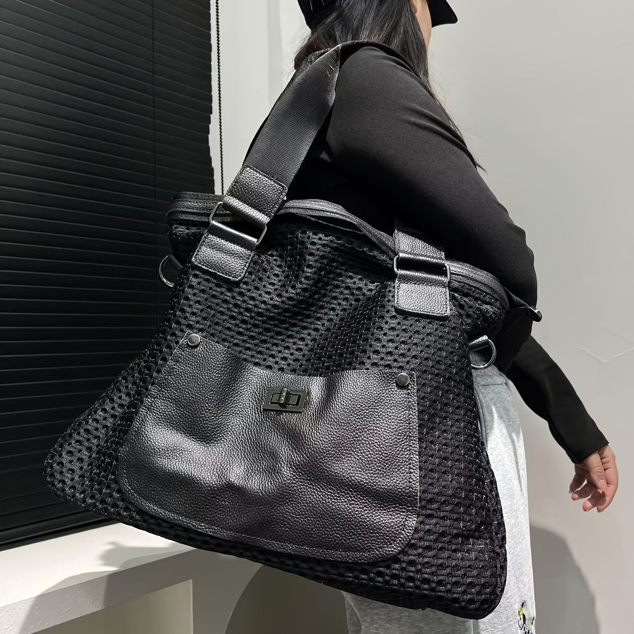 Durable Nylon Tote Bag With Detachable Strap And Zipper